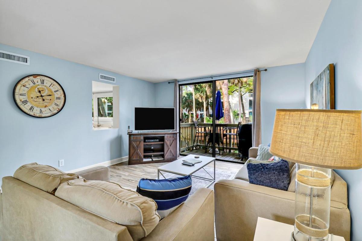 Lagoon View Villa 2 Bd 2 & One Half Bath Steps To The Beach ヒルトンヘッドアイランド エクステリア 写真